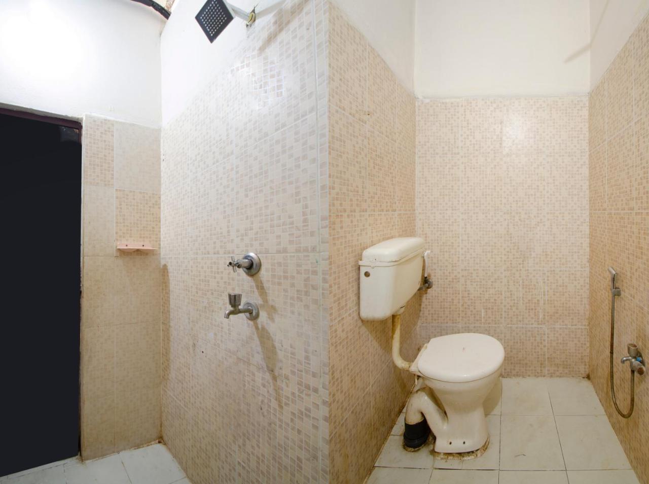 Hotel Sri Sai Balaji Hyderabad Ngoại thất bức ảnh